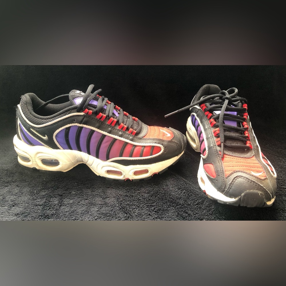 Nike Max Air Tailwind MX Women’s Sz 8 Black Red Purple